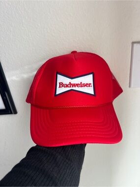 🍻 Budweiser Trucker Hat